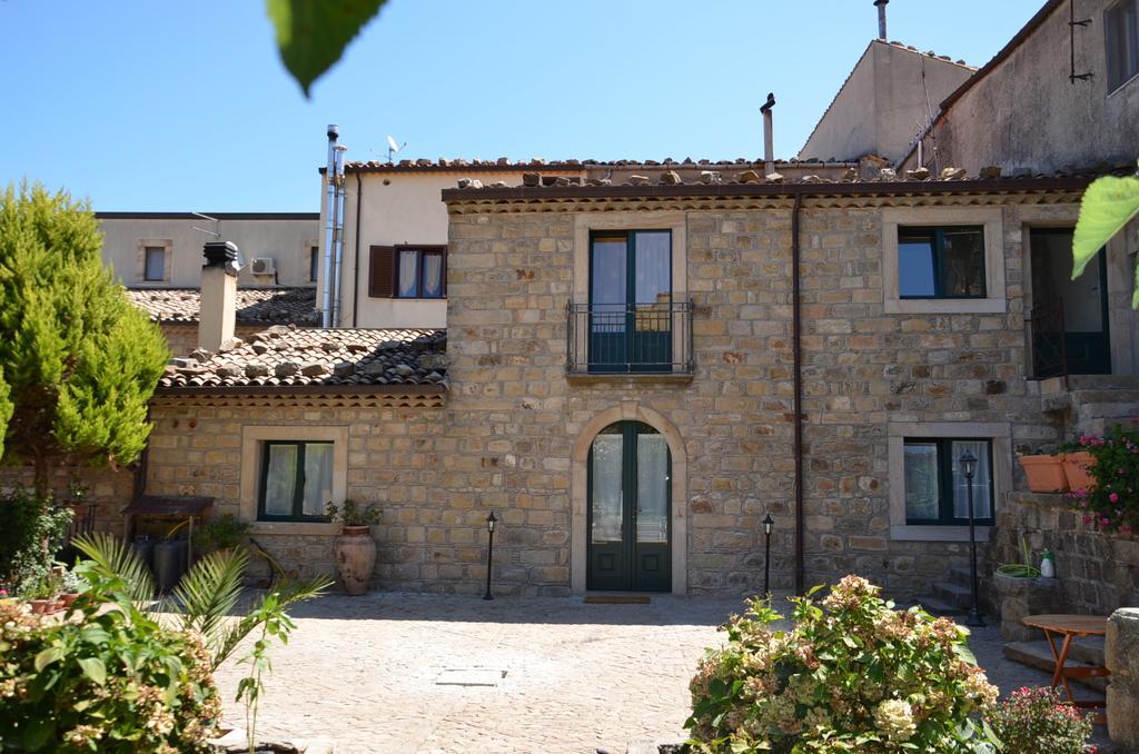 La Carretteria Guest House Mistretta Exterior photo